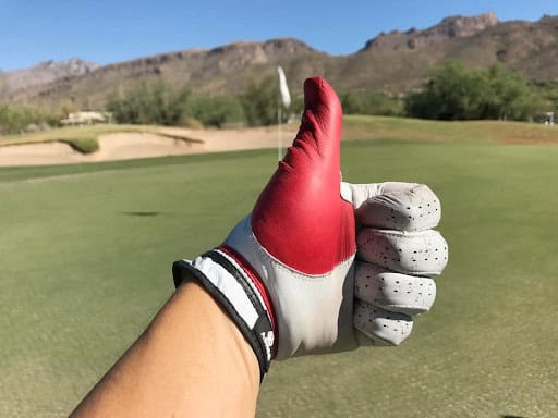 Wear the Correct Golf Glove Size!